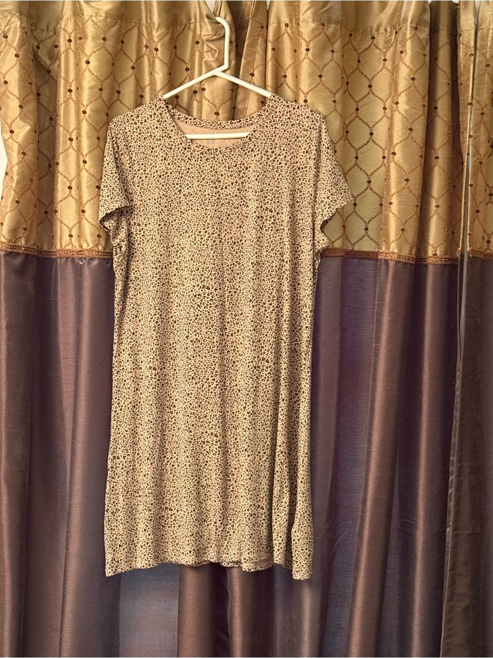 Amazon Essentials Beige Leopard Print Short Sleeve Dress